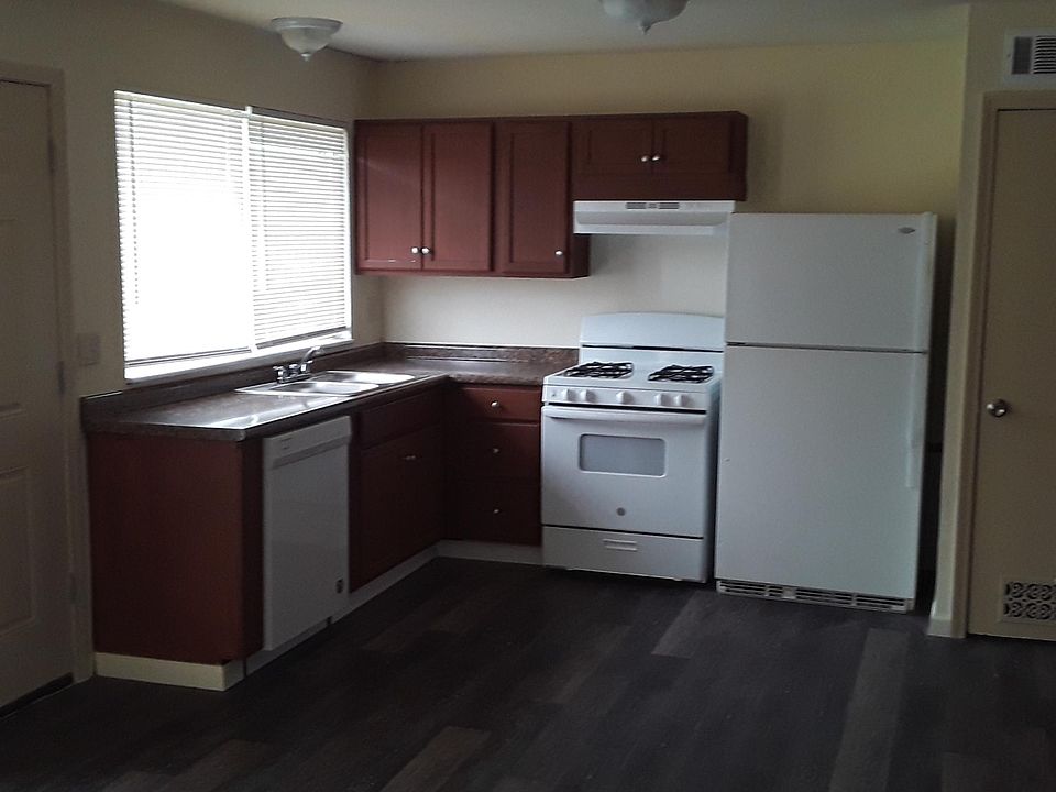 1st image of 1740 Shadwell Dr