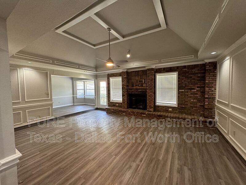 1st image of 7729 Red Oak St Unit 7729