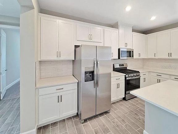 4th image of 11019 Devonbridge Dr