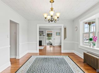 77 Lake Ave, Midland Park, NJ 07432