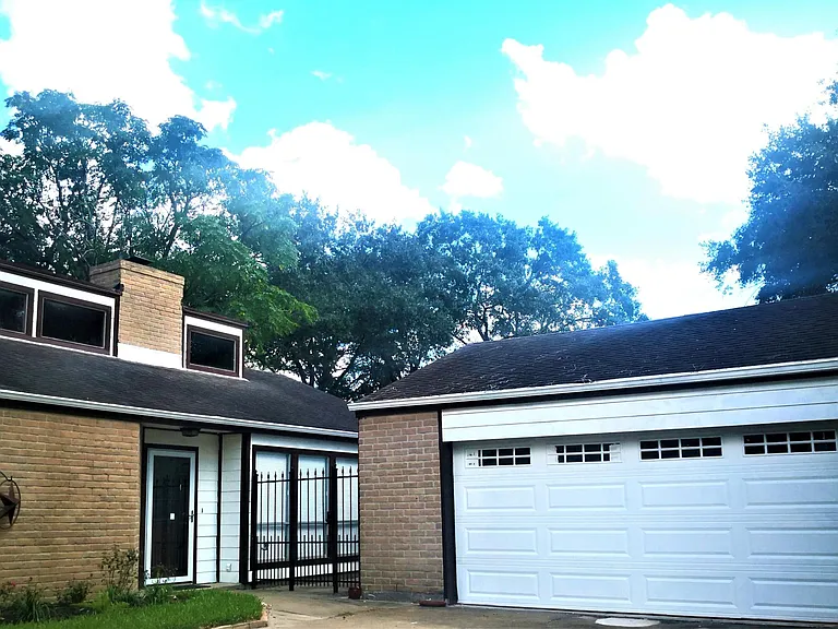 15810 Tumbling Rapids Dr — Photo 5