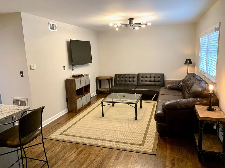 176 Georgia Ave — Photo 6