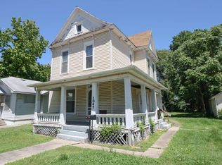 1047 W Hamilton St, Springfield, MO 65802