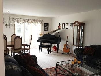 3rd image of 401 Nakoma Dr