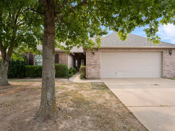 1000 Poplar Ln, Grove, OK 74344