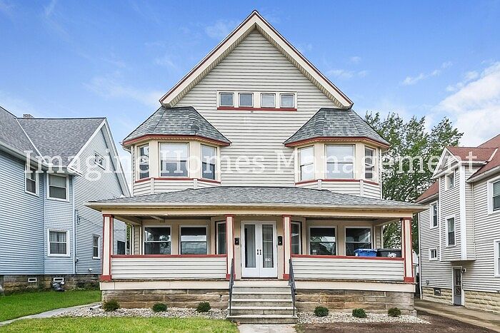 1st image of 1376 Gladys Ave #1