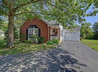 16 Kingston Close, Freehold, NJ 07728