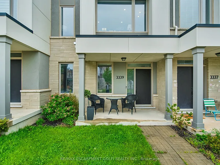 3339 Vardon Way — Photo 2