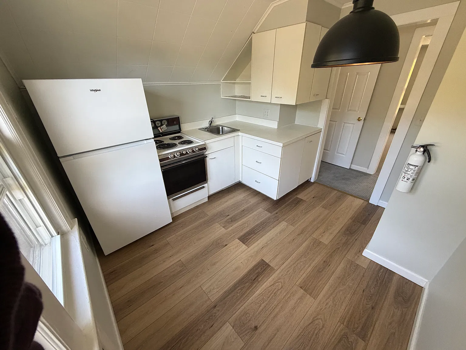 1 bed, $2,000 — Photo 3