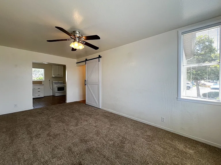805 California Blvd — Photo 17