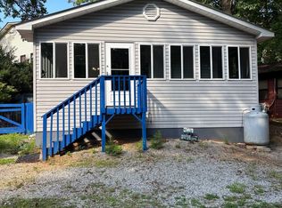 61 Rocky Ln, Cleveland, GA 30528