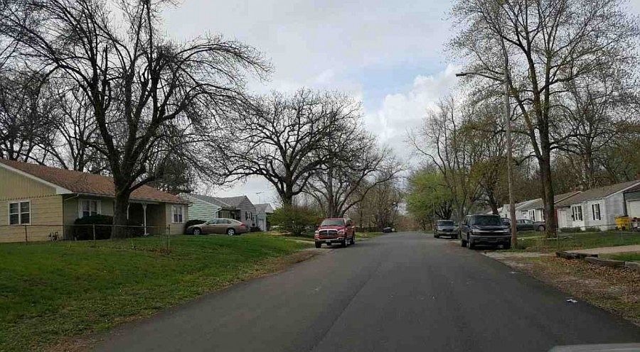 2nd image of 3039 S Scott Ave