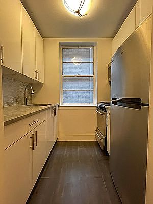 3rd image of 408 W 34th St #112