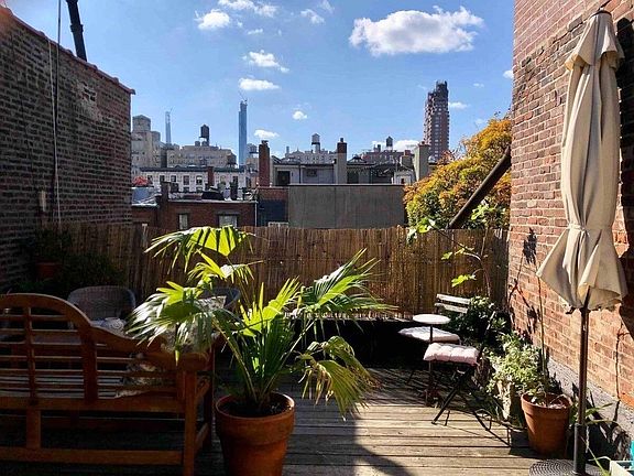 2nd image of 68 W 85th St #10