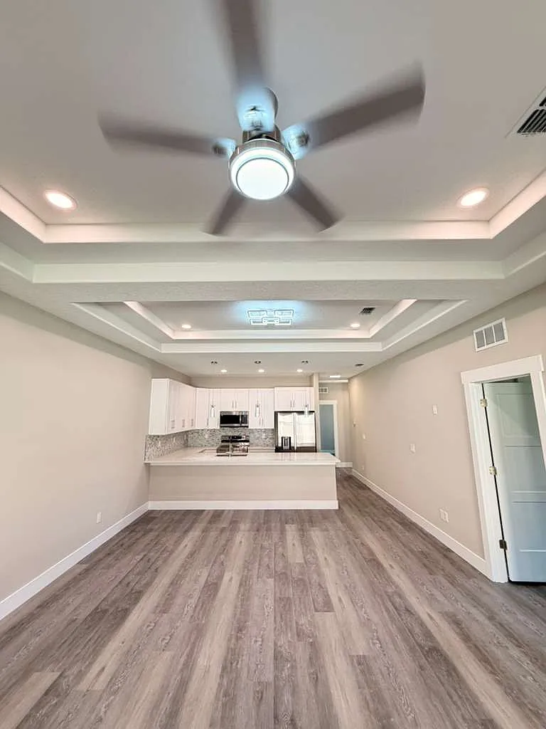 3 bed, 1200 sqft, $1,750 — Photo 3