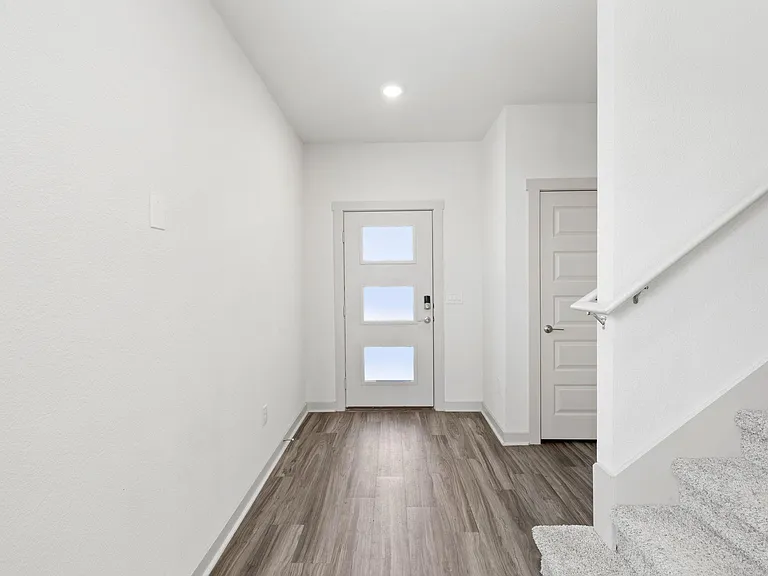 7713 Jacobean Way — Photo 5