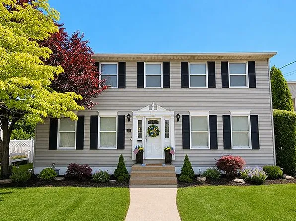 51 Claymont Ave, Hanover Township, PA 18706