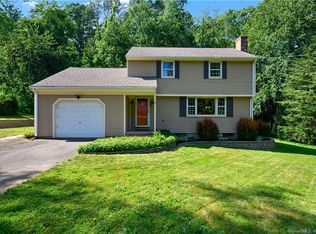 6 Lyman Ln, Portland, CT 06480