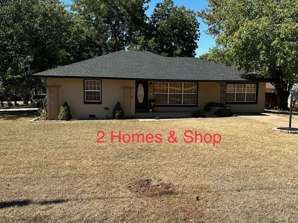 908 E 7th St, Sulphur, OK 73086