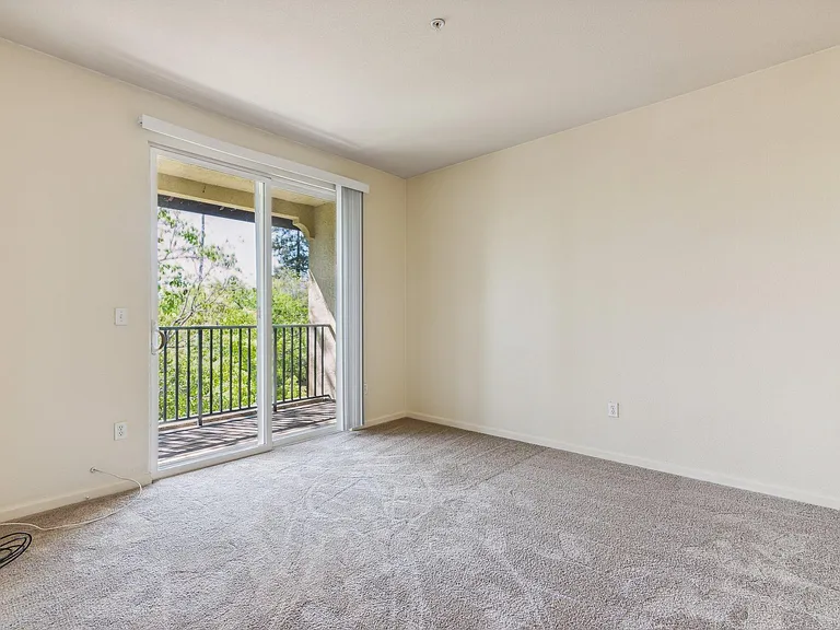 Hacienda Creek Senior Apartments — Photo 11