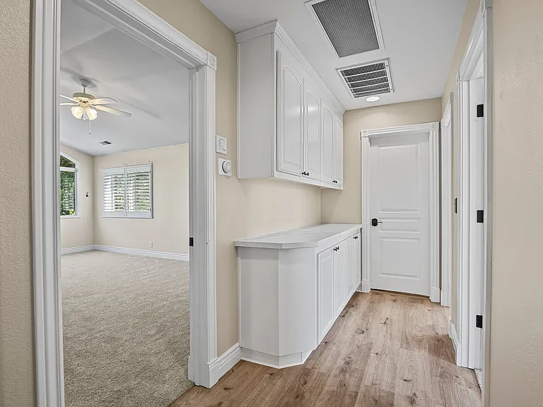 939 Skip Away Ct — Photo 21