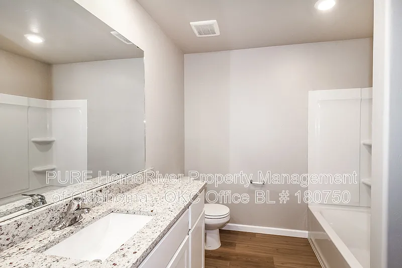 4 bed, 2.0 bath, 1802 sqft, $1,845 — Photo 2