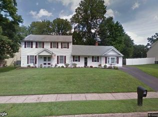 449 Yale Dr, Southampton, PA