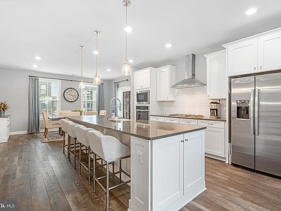 5th image of 2256 Woodland Gap Ter Unit 32