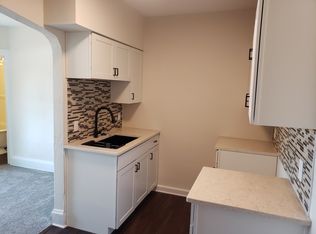 14999 Madison Ave #8, Lakewood, OH 44107