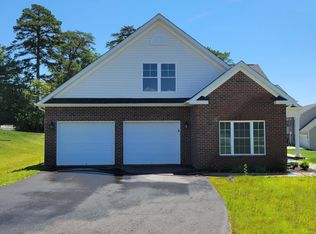 204 Edgemont Dr, Salem, VA 24153