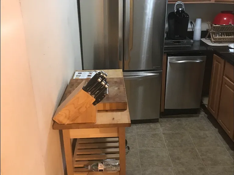 2338 Almond St — Photo 3