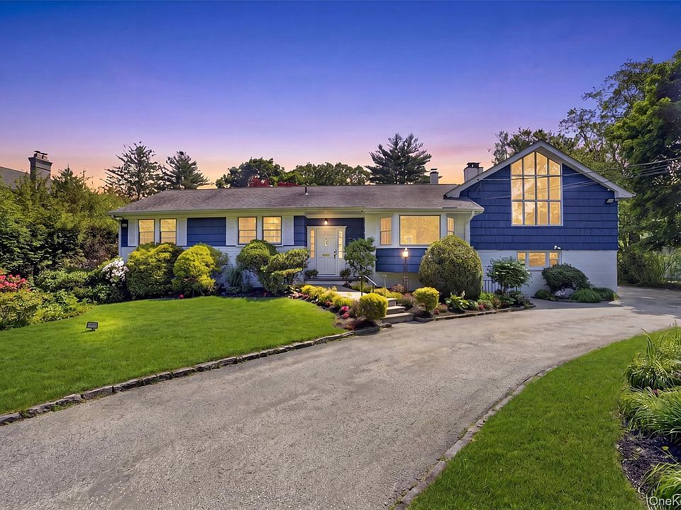 1st image of 205 Soundview Avenue