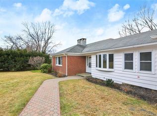 162 Long Meadow Hill Rd, Brookfield, CT 06804