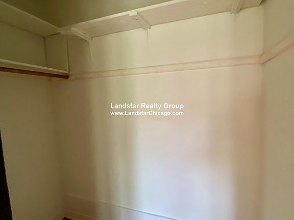 5th image of 2538 W Sunnyside Ave #3