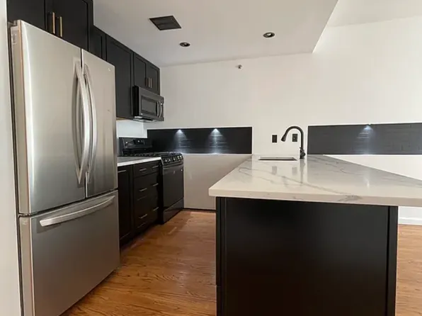 34 Crooke Avenue image 2 of 13