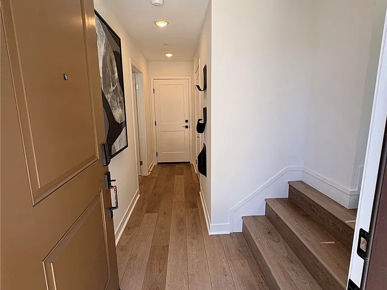 2211 W Orange Ave #21 — Photo 4