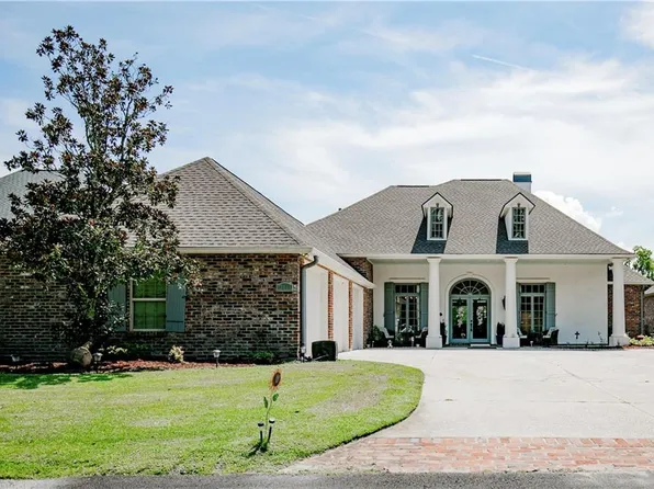 21235 Waterfront East Dr, Maurepas, LA 70449