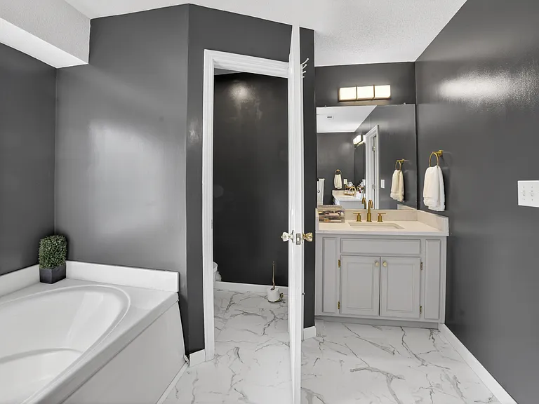 2129 Quail Ridge Dr — Photo 13