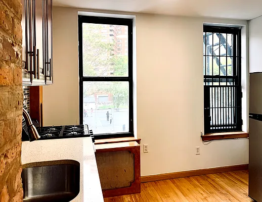 Rented by Compass | media 6