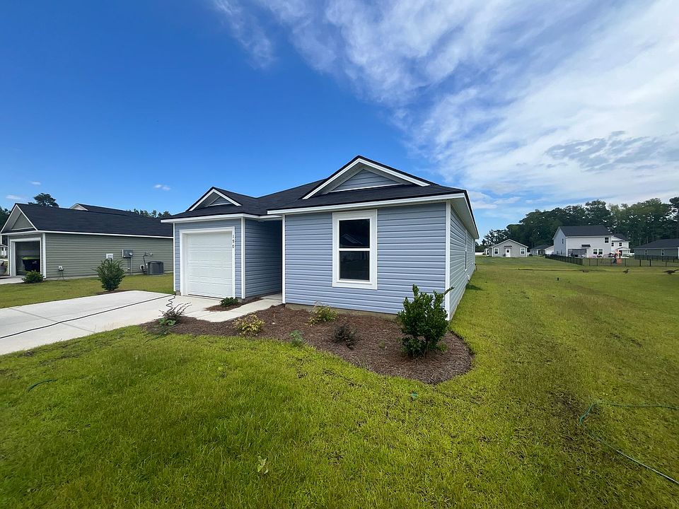 1st image of 190 Birchwood Dr
