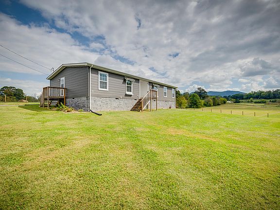 4th image of 4751 Greenwood Dr