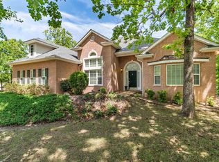 4 Quieto Ln, Hot Springs, AR 71909