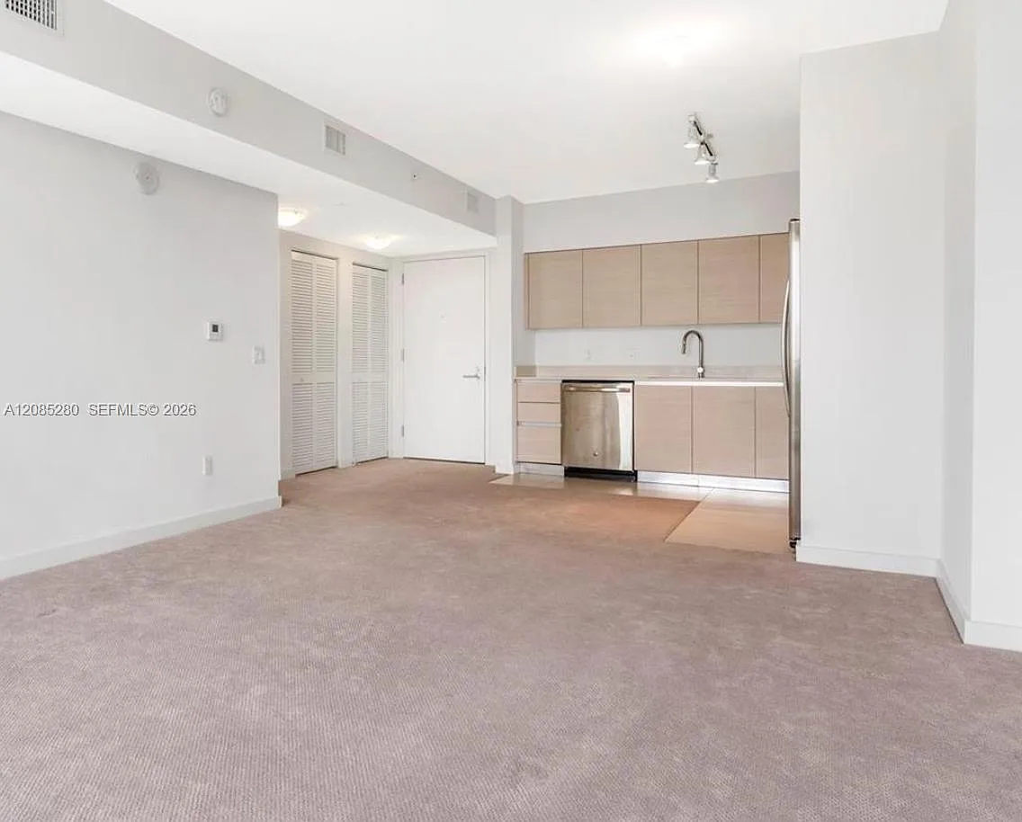 4250 Biscayne Boulevard C — Photo 2