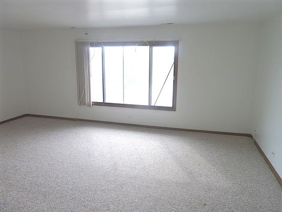 2nd image of 313 Dawn Ct APT C