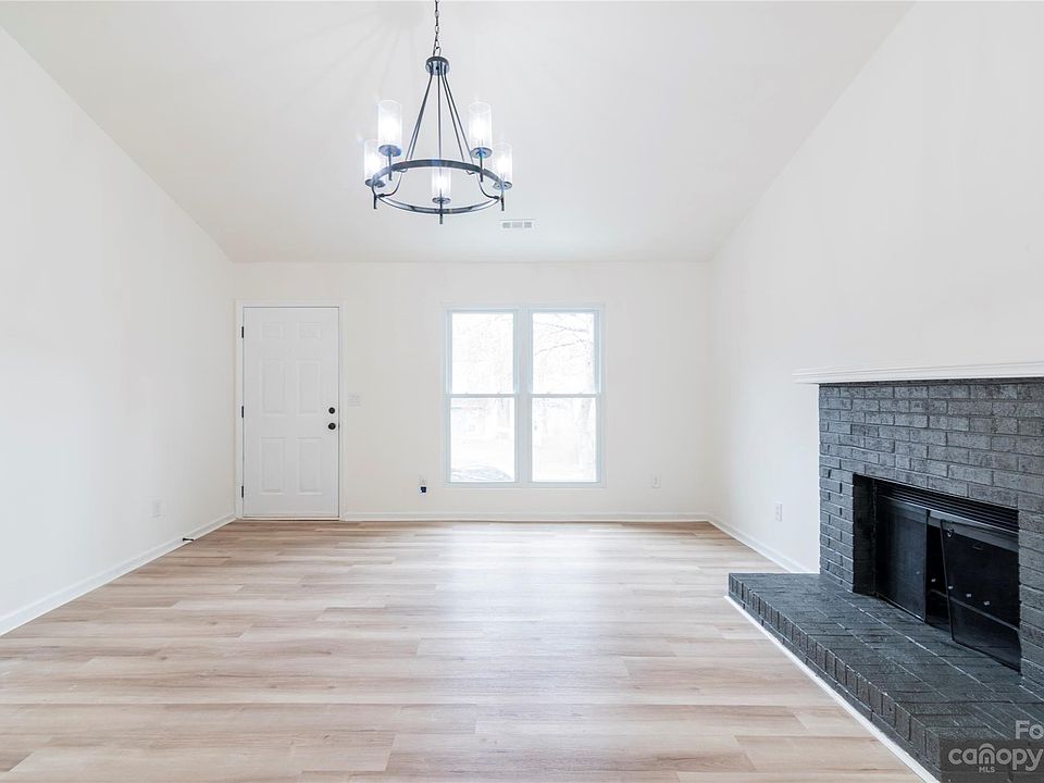 9222 Goldenrod Ln, Charlotte, NC 28227 Zillow