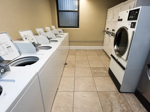 420 W. Surf, 420 W Surf St, Chicago, IL 60657