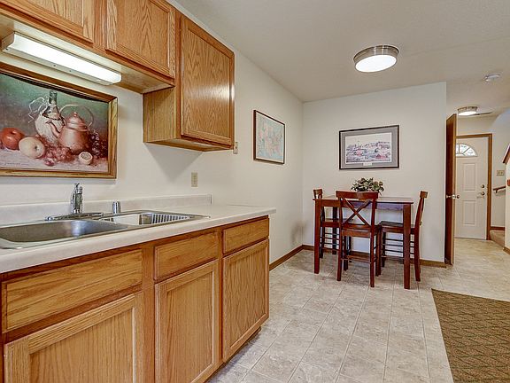 4th image of 1521 Sheridan Rd Unit G