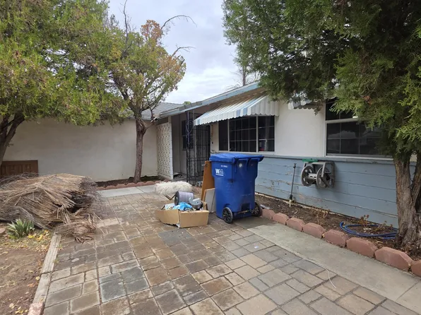 43738 Beech Ave, Lancaster, CA 93534