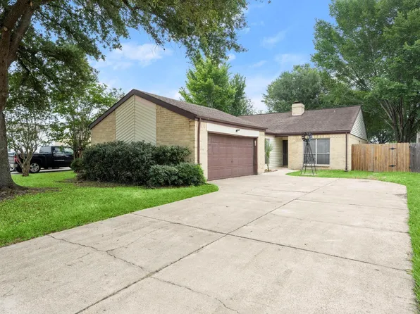 11718 Ridge Run Dr, Houston, TX 77064