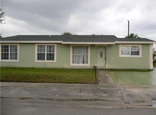 1821 Avenue H E, Riviera Beach, FL 33404